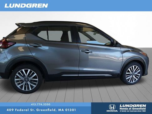 Used 2024 Nissan Kicks SR FWD image 10
