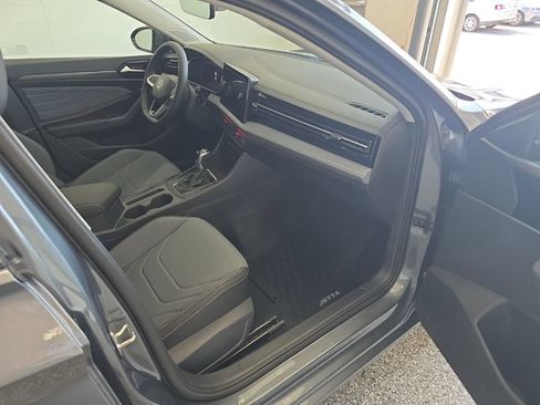 New 2026 Volkswagen Jetta SEL FWD image 9