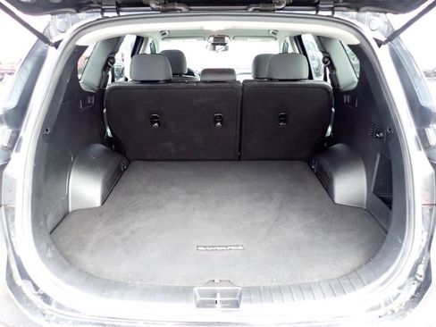 Used 2021 Hyundai Santa Fe SEL w/ Cargo Package image 6