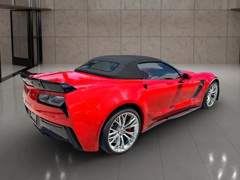 Used 2015 Chevrolet Corvette Z06 w/ 3LZ Preferred Equipment Group RWD image 16