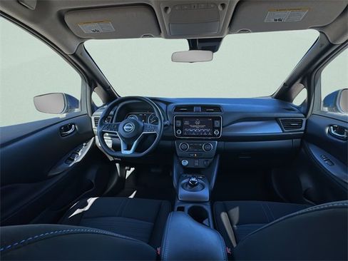 Used 2024 Nissan Leaf S image 20