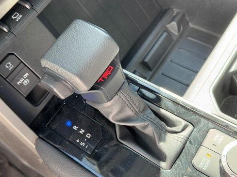 Used 2024 Toyota Tundra Limited image 20