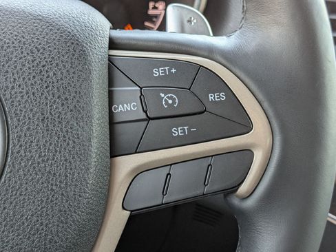 Used 2014 Jeep Grand Cherokee Limited w/ Trailer Tow Group IV AWD/4WD image 20