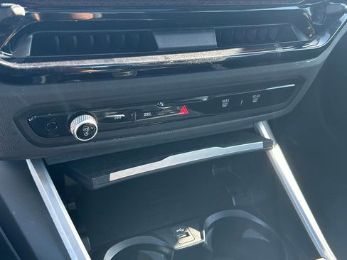 Used 2025 BMW 330i Sedan image 27