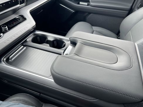 New 2026 Ford Expedition Max Active image 34