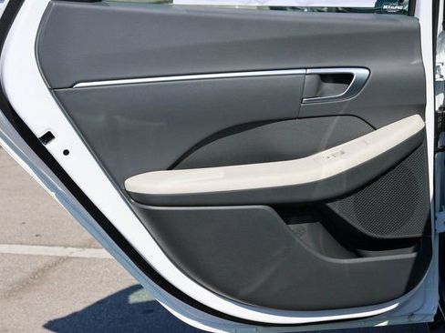 New 2026 Hyundai Sonata SEL FWD image 9