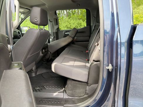 Used 2020 Chevrolet Silverado 1500 LT Trail Boss AWD/4WD image 22
