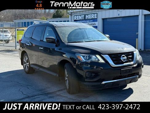 Used 2018 Nissan Pathfinder S image 3