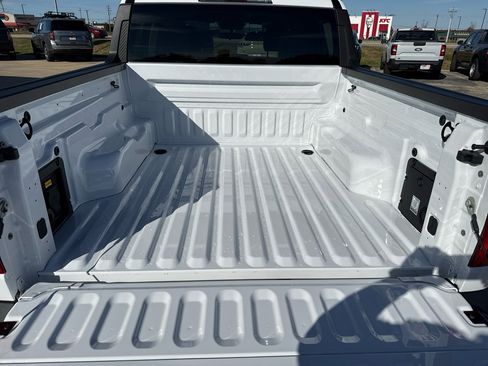 New 2025 Ford Maverick XLT w/ XLT Luxury Package image 19