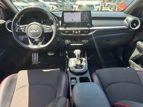 Used 2022 Kia Forte GT w/ GT Technology Package FWD image 12