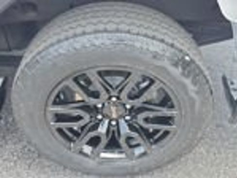Used 2023 GMC Sierra 1500 Elevation AWD/4WD image 17
