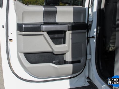 Used 2020 Ford F550 XLT image 35