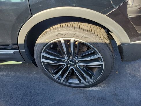 Used 2017 Lincoln MKC Reserve w/ Lincoln MKC Climate Package image 13