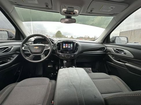 Used 2018 Chevrolet Traverse LT image 19