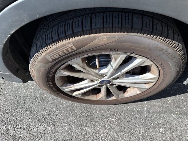 Used 2017 Ford Escape SE AWD/4WD image 6
