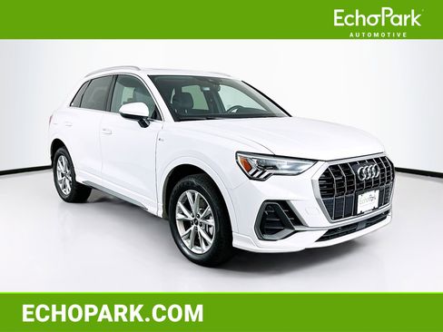 Used 2025 Audi Q3 2.0T Premium image 1
