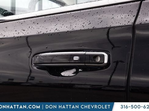 New 2026 Chevrolet Suburban High Country AWD/4WD image 30