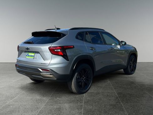 New 2026 Chevrolet Trax ACTIV w/ Sunroof Package image 7