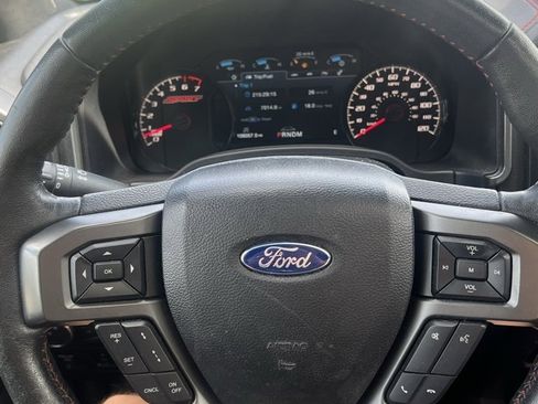 Used 2019 Ford F150 Lariat w/ Equipment Group 502A Luxury image 7