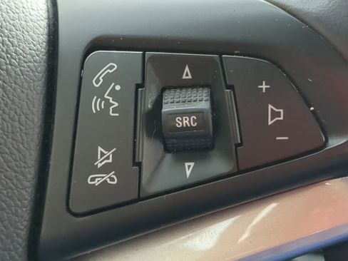 Used 2020 Chevrolet Trax LT w/ Driver Confidence Package image 14