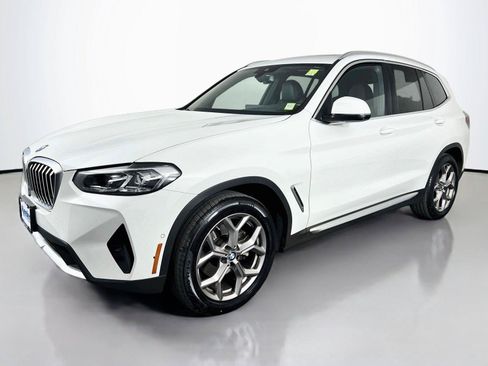 Used 2023 BMW X3 xDrive30i w/ Premium Package w/ZPA AWD/4WD image 2