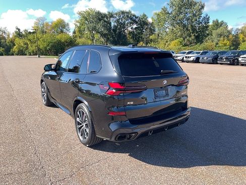 Used 2025 BMW X5 M60i w/ Climate Comfort Package image 7