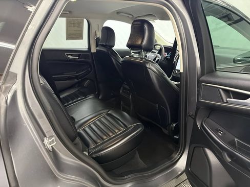 Used 2024 Ford Edge SEL AWD/4WD image 16