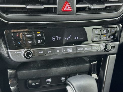 Used 2024 Kia Seltos S AWD/4WD image 16