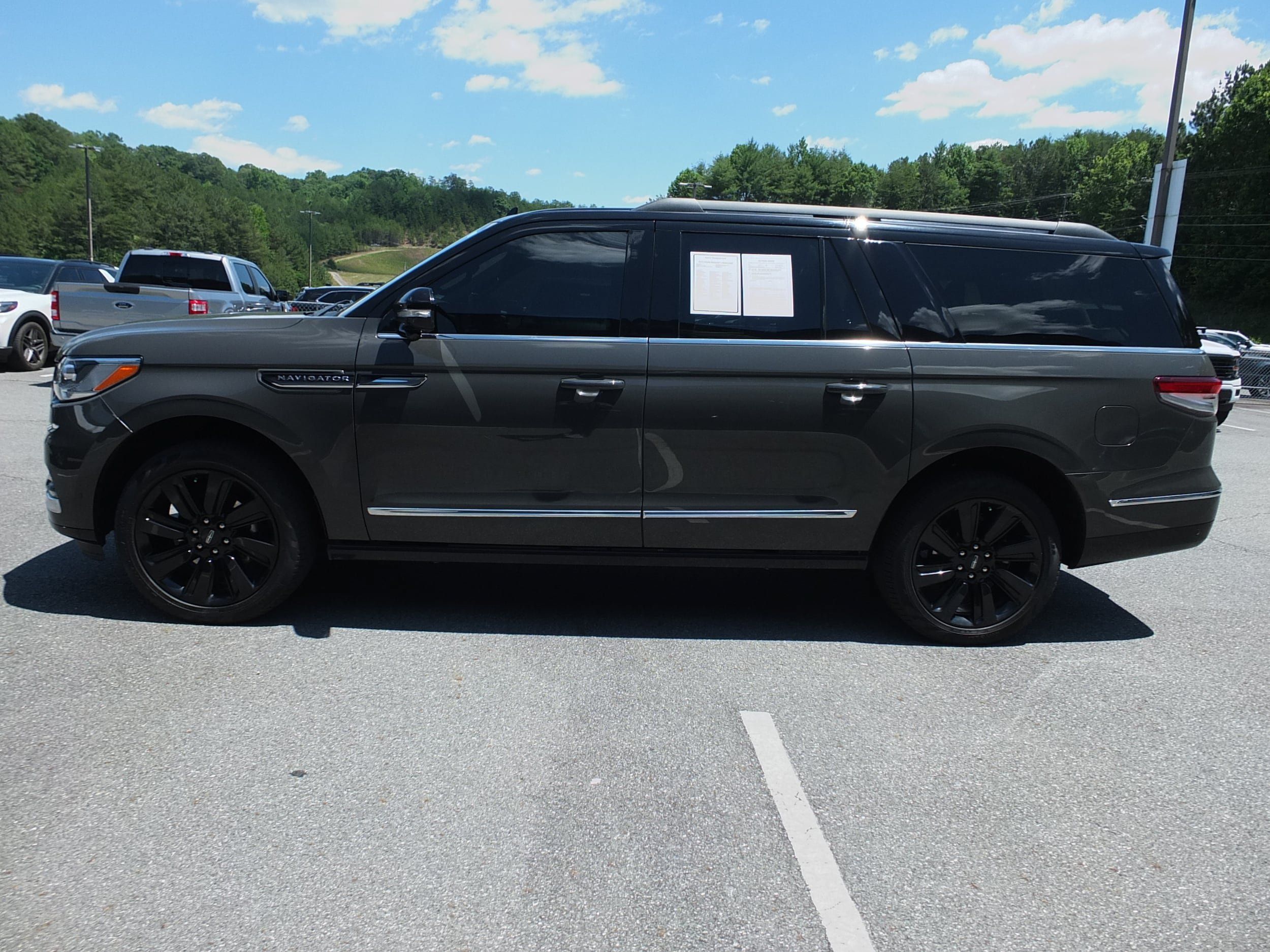 Used 2022 Lincoln Navigator L Black Label AWD/4WD image 6