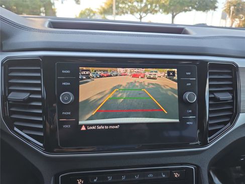 Used 2022 Volkswagen Atlas SEL image 23