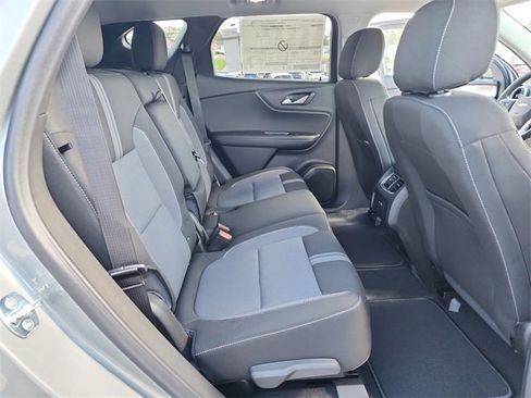 New 2025 Chevrolet Blazer LT w/ Convenience Package image 10