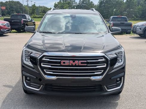 Used 2024 GMC Terrain SLT FWD image 8