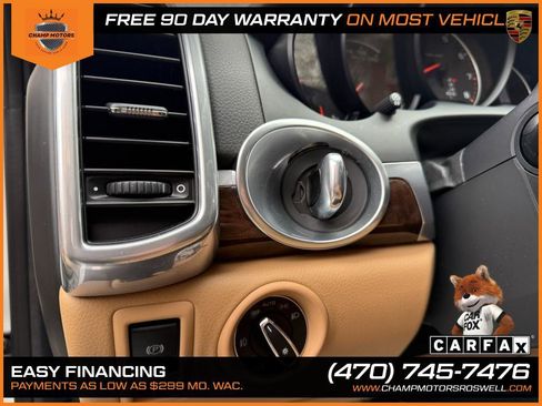 Used 2016 Porsche Cayenne image 24