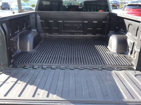 Used 2025 Chevrolet Silverado 1500 LT RWD image 22