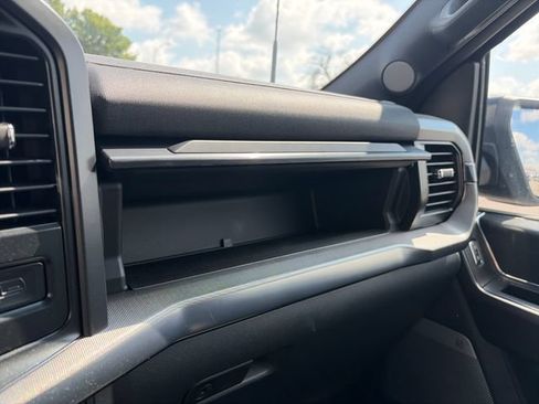Used 2025 Ford F150 Lariat w/ Equipment Group 501A Mid AWD/4WD image 21