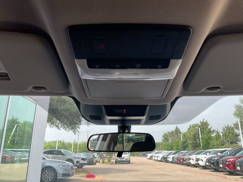 Used 2025 Nissan Rogue SV FWD image 16