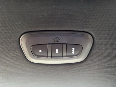 Used 2020 RAM 1500 Laramie w/ Sport Appearance Package image 27