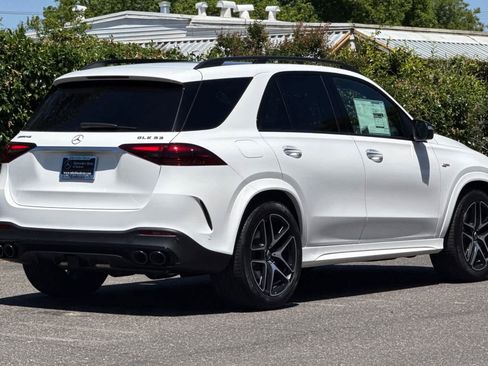 New 2026 Mercedes-Benz GLE 53 AMG 4MATIC image 3