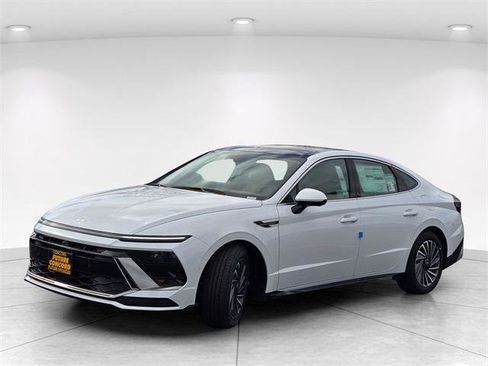 New 2026 Hyundai Sonata Limited image 2