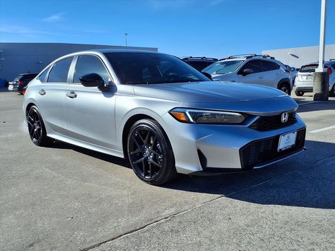 Certified 2025 Honda Civic Sport image 2