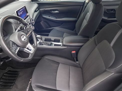 Used 2025 Nissan Sentra SV w/ All-Weather Package image 17