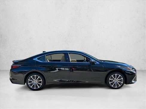 Used 2021 Lexus ES 350 w/ Premium Package image 4