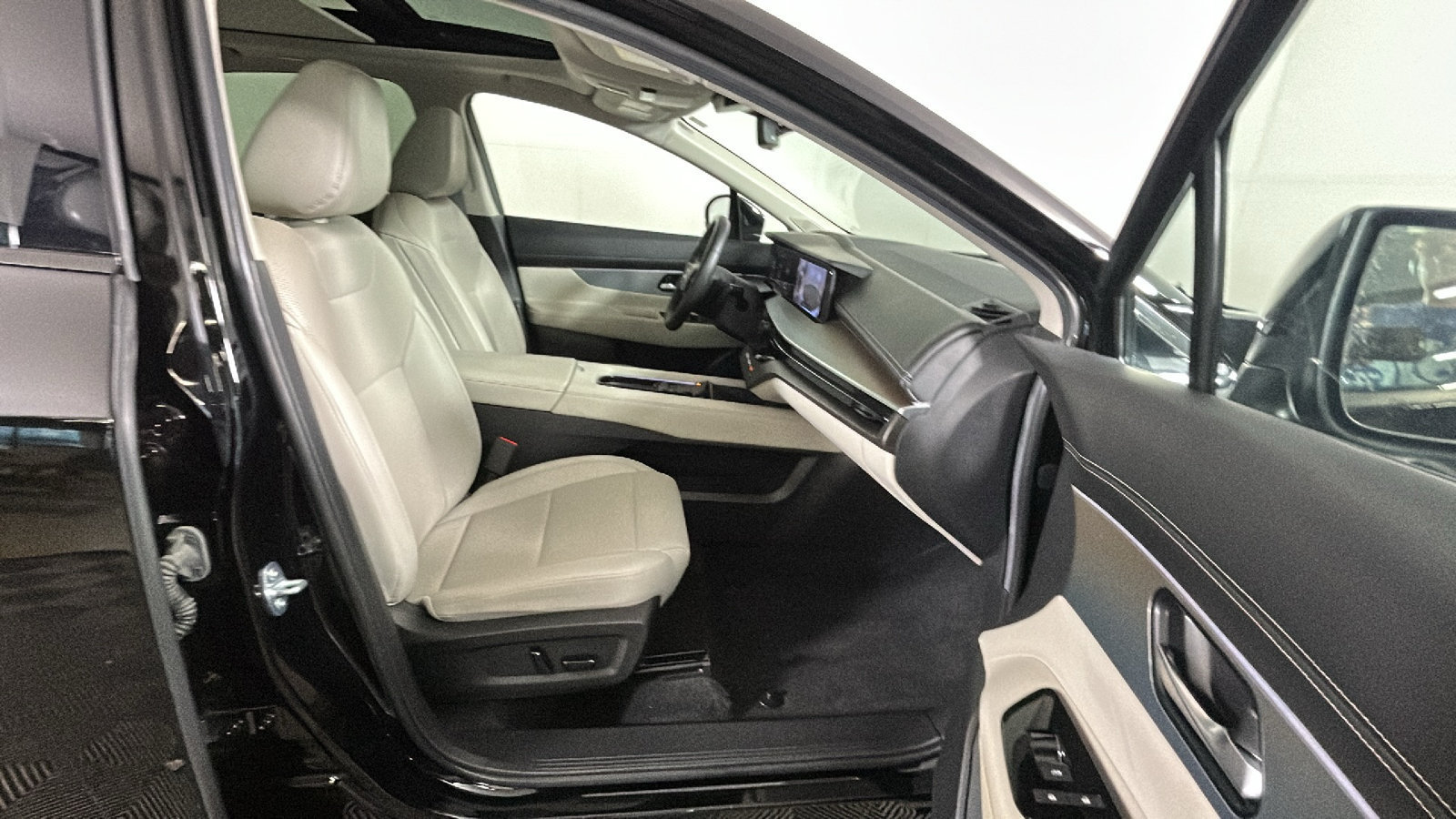 Used 2026 Nissan Murano SL AWD/4WD image 37