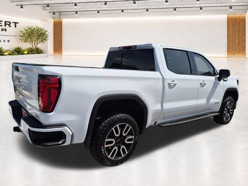 Used 2025 GMC Sierra 1500 AT4 w/ AT4 Premium Package AWD/4WD image 11