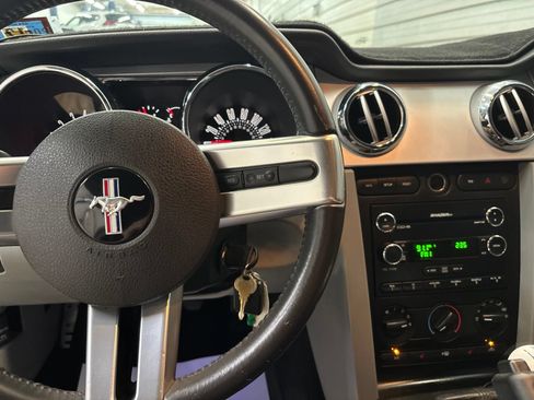Used 2008 Ford Mustang GT Premium RWD image 16