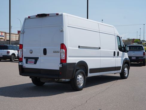 Used 2023 RAM ProMaster 2500 FWD image 3