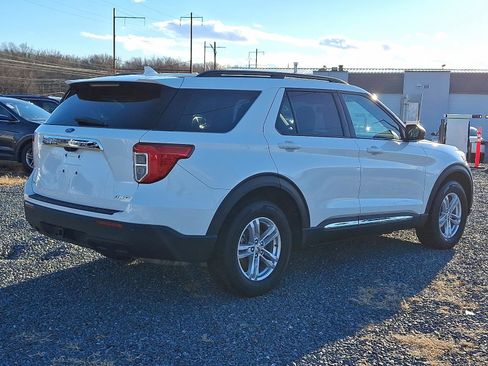 Used 2022 Ford Explorer XLT w/ Class IV Trailer Tow Package image 4