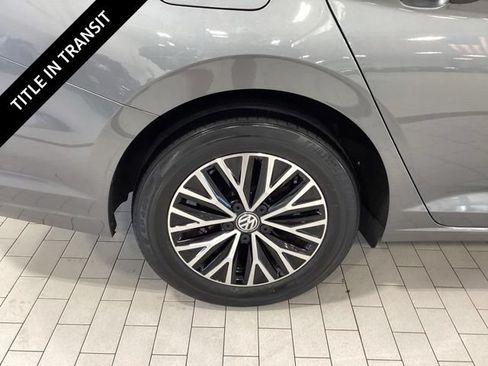 Used 2021 Volkswagen Jetta SE FWD image 23