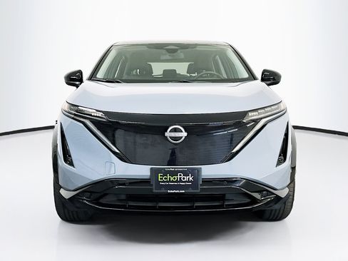 Used 2024 Nissan Ariya AWD image 2