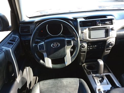 Used 2013 Toyota 4Runner SR5 image 9